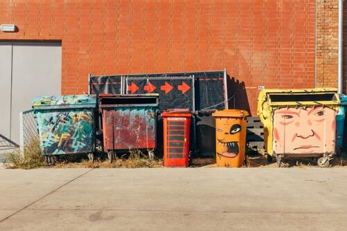 The Advantages of Renting a Dumpster for Estate Cleanouts and Downsizing